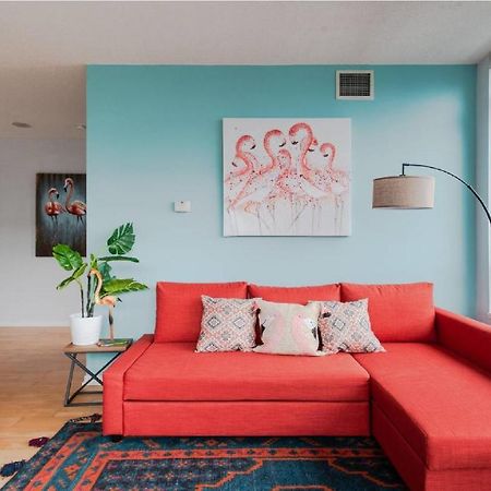 Toronto Downtown Core Two Bedroom Condo With Cn Tower View, Free Parking Extérieur photo