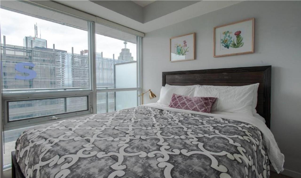 Toronto Downtown Core Two Bedroom Condo With Cn Tower View, Free Parking Extérieur photo